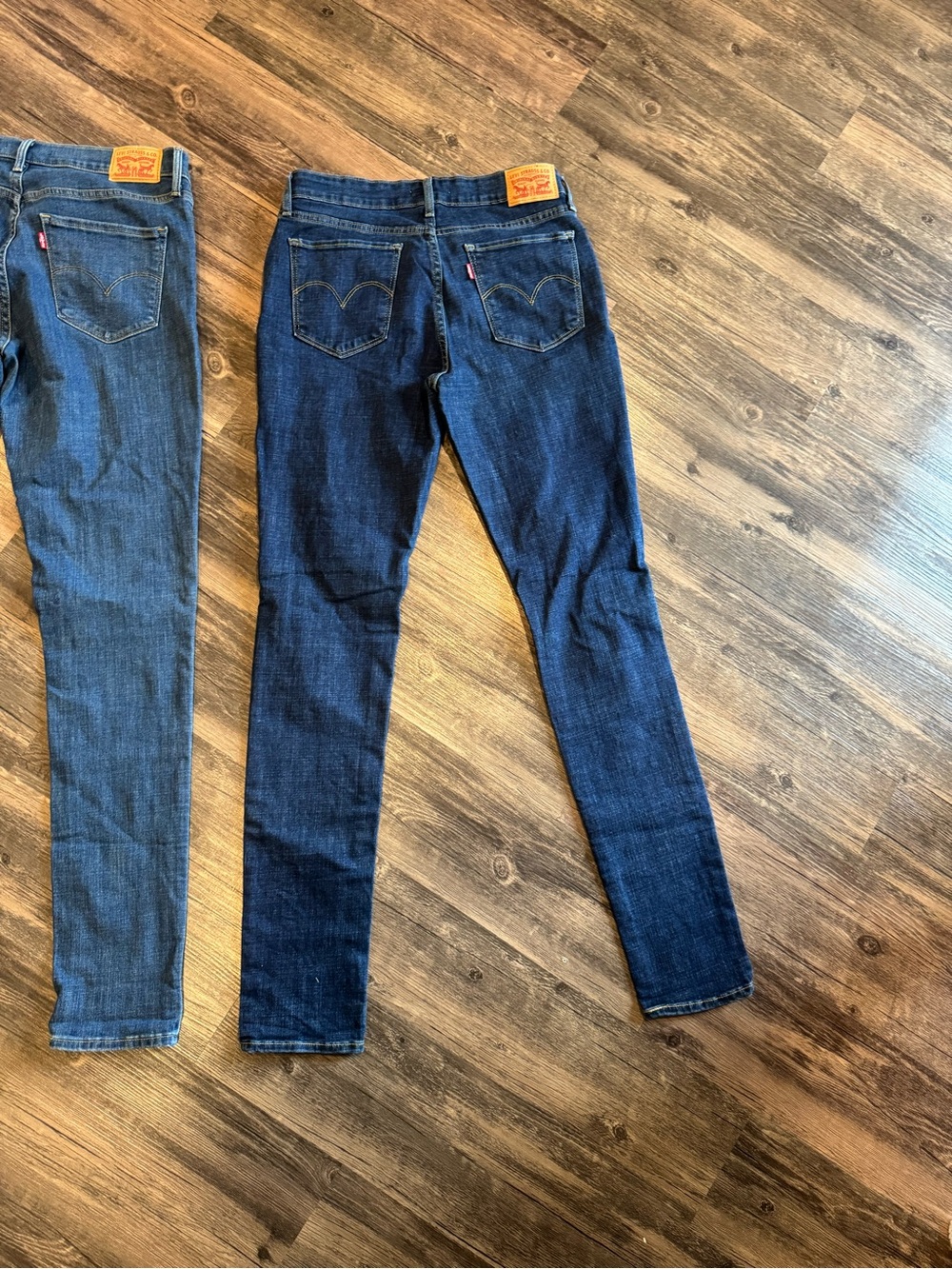2 Pairs of Levi’s Women’s Skinny Denim Jeans Size 29 - Picture 7 of 9